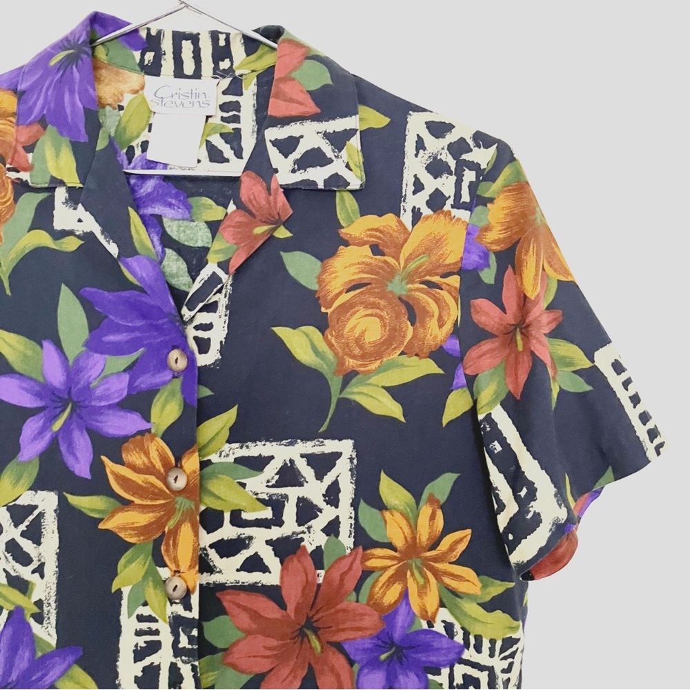 Vintage • Boxy Button Down in Floral Print